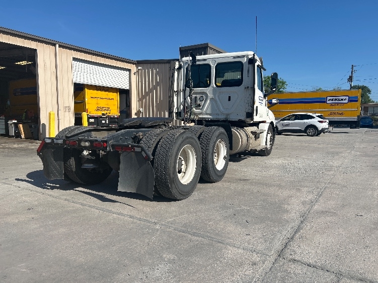 2020 Freightliner Cascadia in Macon, GA — photo 7