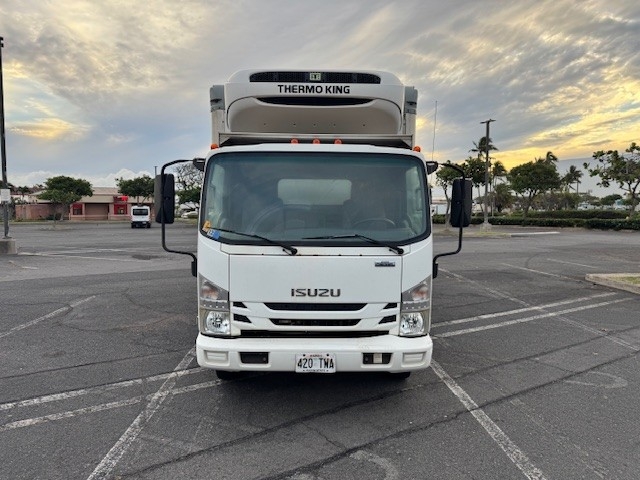 2017 Isuzu NQR in Torrance, CA — photo 2