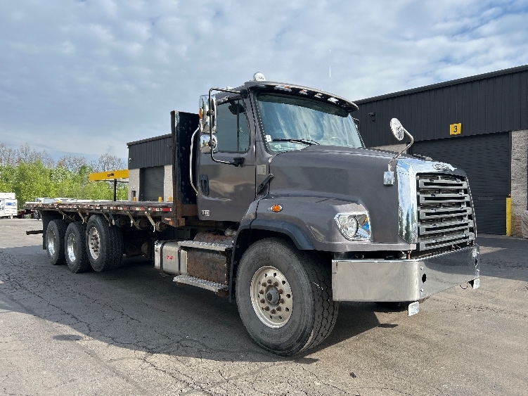 2020 Freightliner 114SD