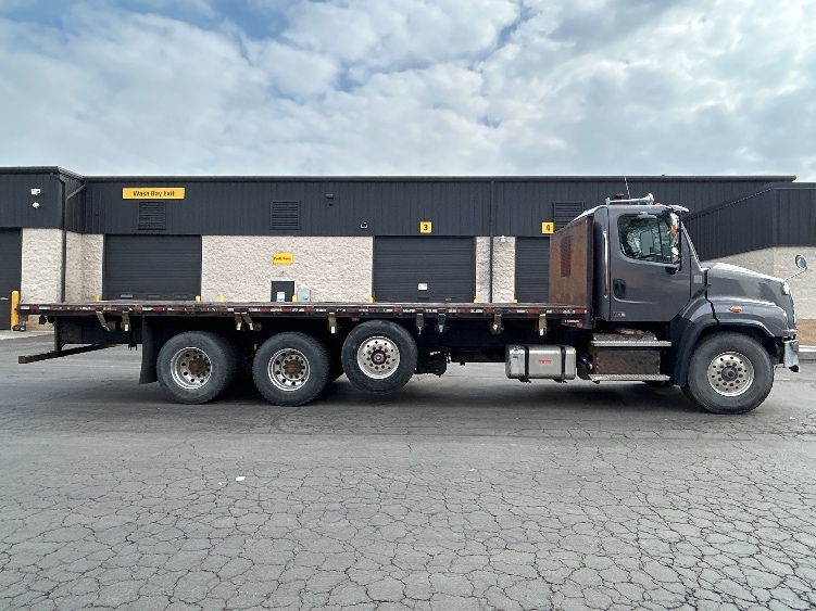 2020 Freightliner 114SD in Jessup, PA — photo 10