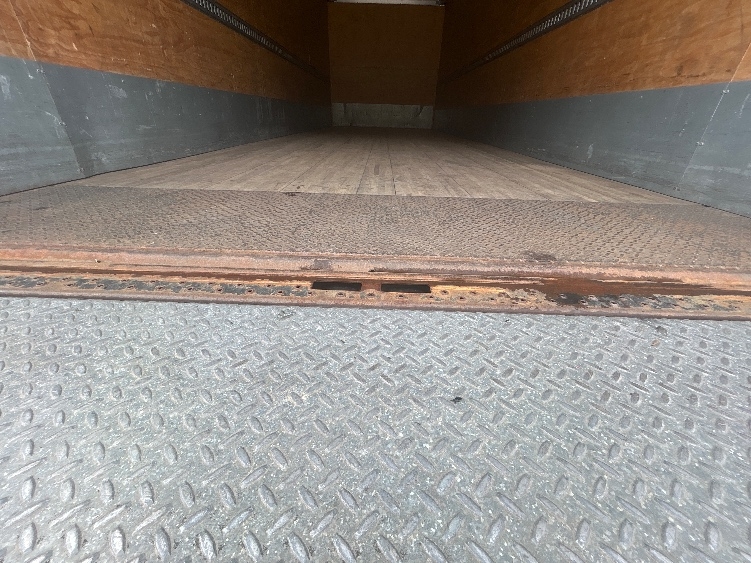 2019 Isuzu FTR in Prince George, VA — photo 10