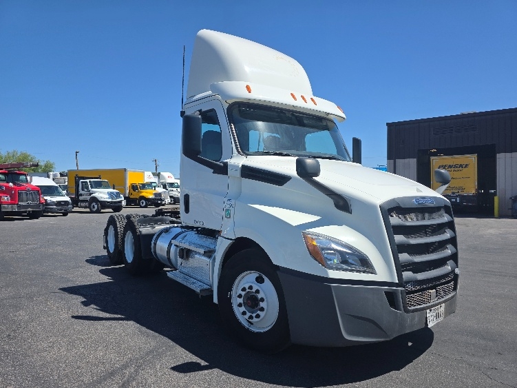 2020 Freightliner Cascadia
