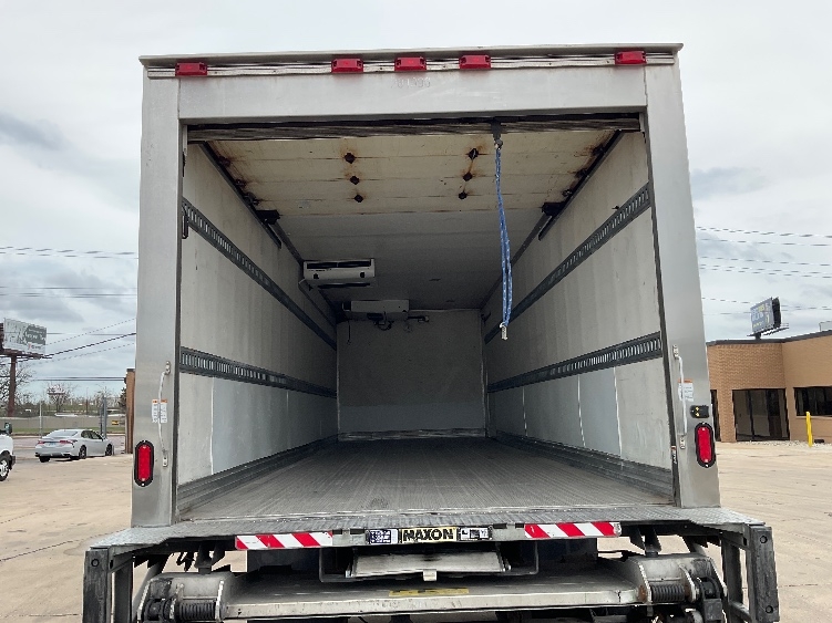 2019 International MV in Chicago (Melrose Park), IL — photo 8