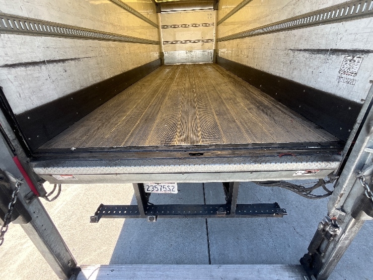 2019 Hino 338 in Torrance, CA — photo 10