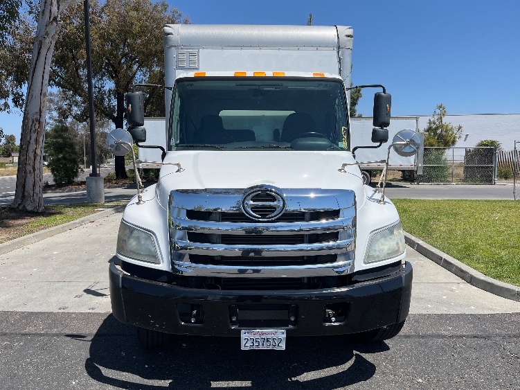 2019 Hino 338 in Torrance, CA — photo 2