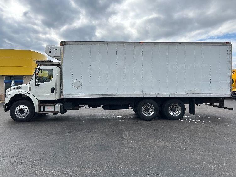 2020 Freightliner M2 106 in Norton, MA — photo 4