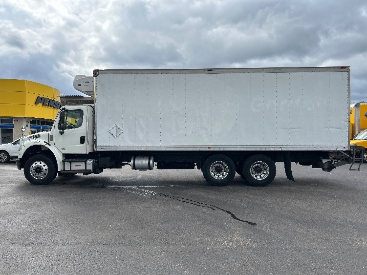 2020 Freightliner M2 106 in Norton, MA — photo 4
