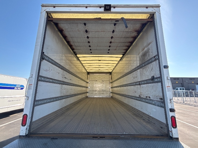 2019 Freightliner M2 106 in Pasco, WA — photo 8