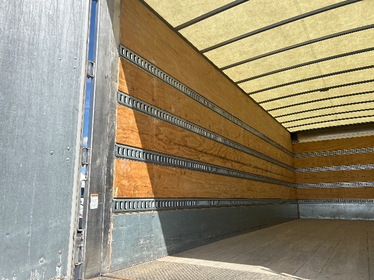 2020 Freightliner M2 106 in Windsor, WI — photo 10