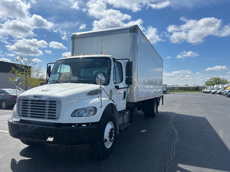 2020 Freightliner M2 106 in Windsor, WI — photo 3