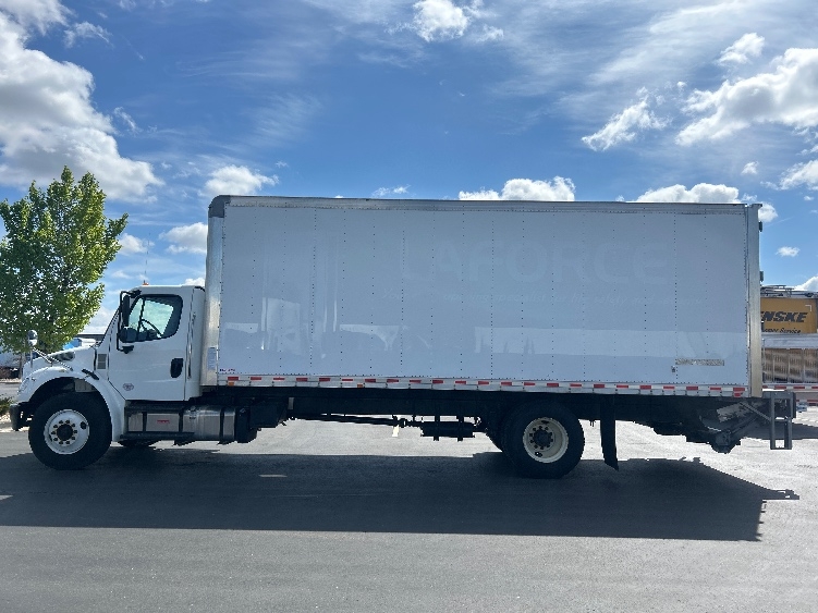 2020 Freightliner M2 106 in Windsor, WI — photo 4
