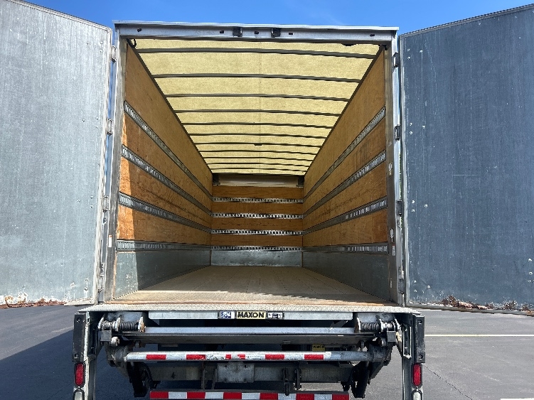 2020 Freightliner M2 106 in Windsor, WI — photo 8