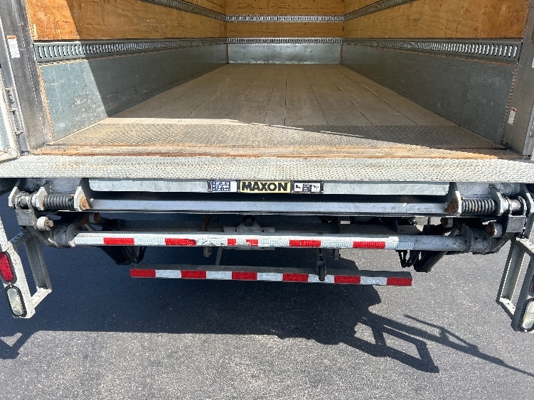 2020 Freightliner M2 106 in Windsor, WI — photo 9