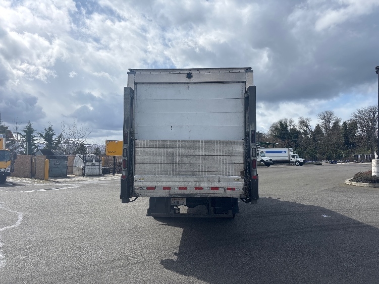 2019 Hino 338 in Everett, WA — photo 7