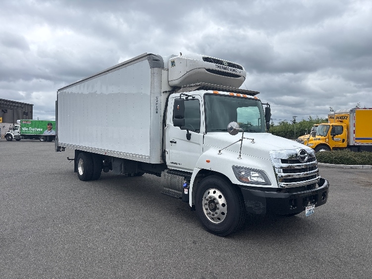 2019 Hino 338