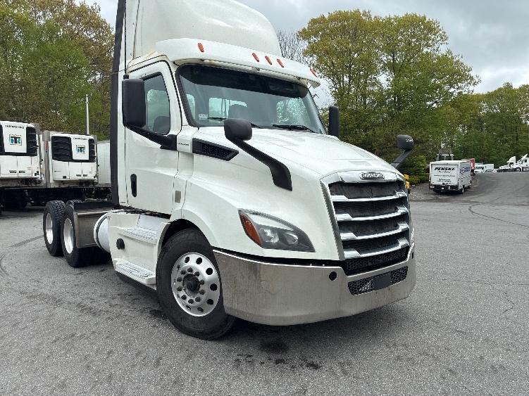2020 Freightliner Cascadia