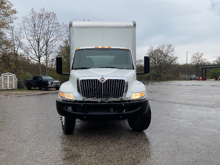 2020 International MV in Muskegon, MI — photo 2