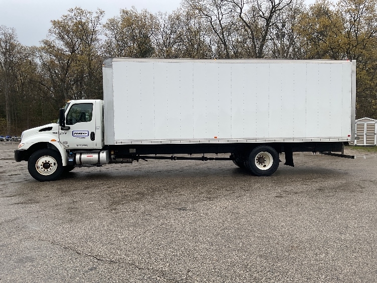 2020 International MV in Muskegon, MI — photo 4