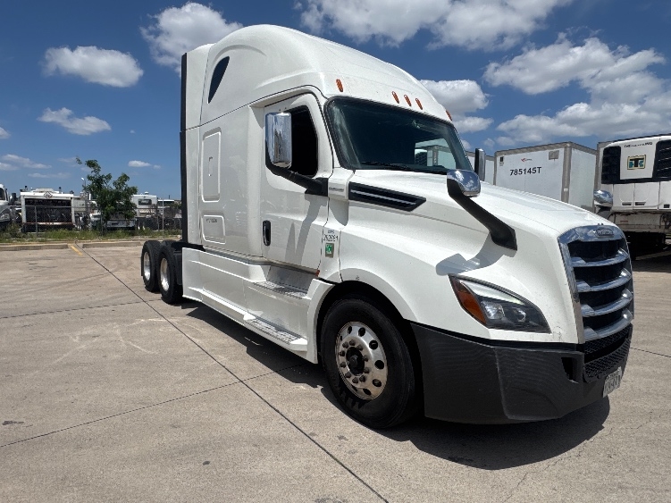 2020 Freightliner Cascadia