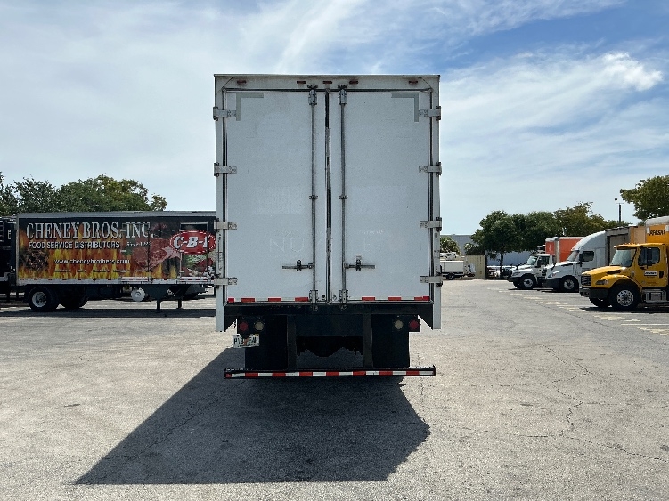 2020 Freightliner eM2 in Medley, FL — photo 6