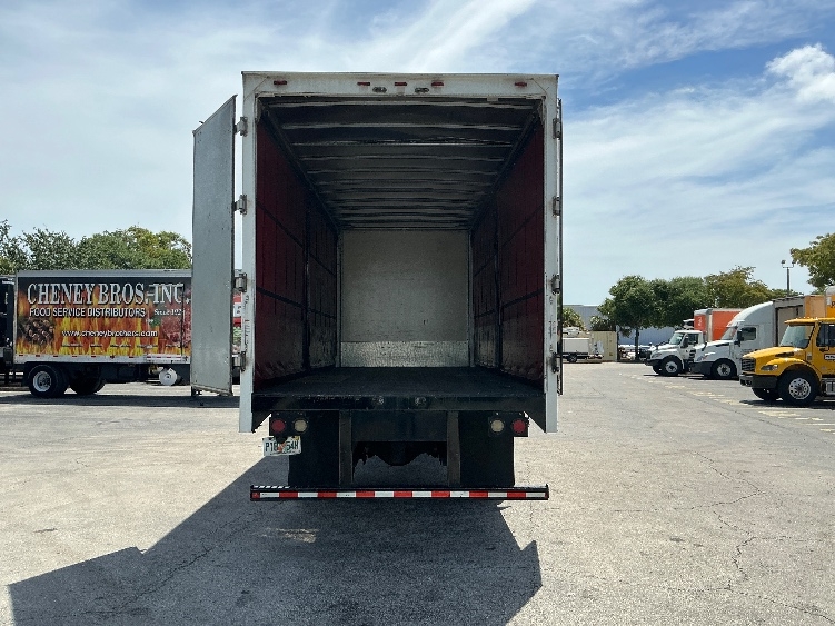 2020 Freightliner eM2 in Medley, FL — photo 7