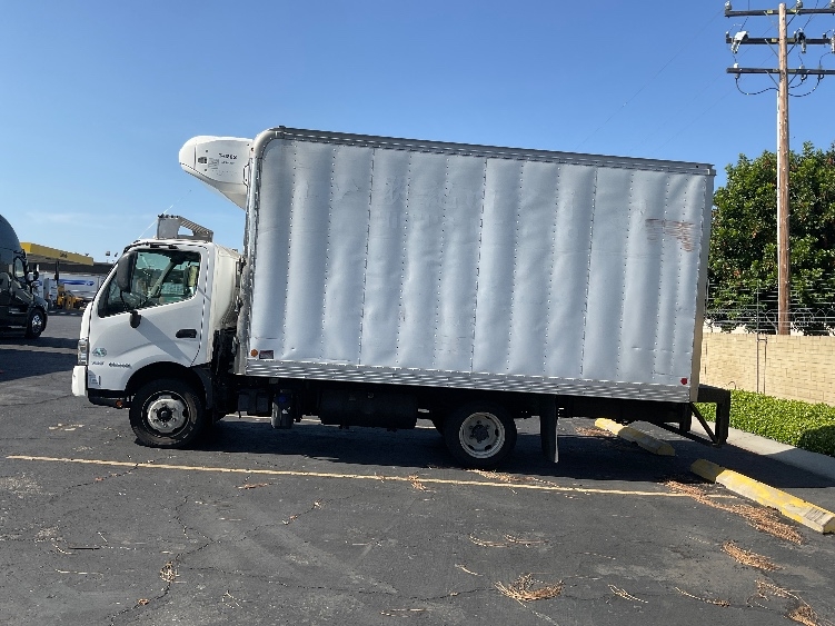 2020 Hino in Torrance, CA — photo 4