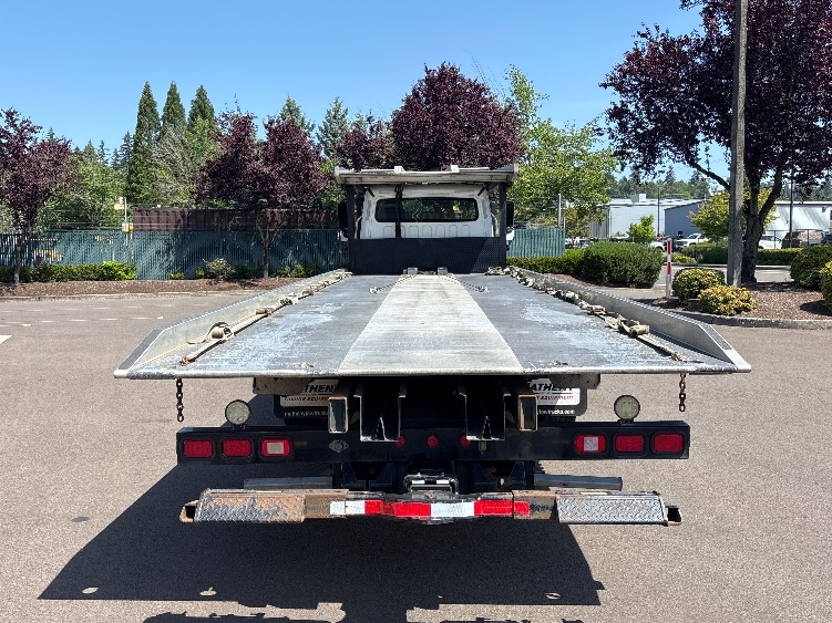 2019 Freightliner eM2 in Clackamas, OR — photo 7