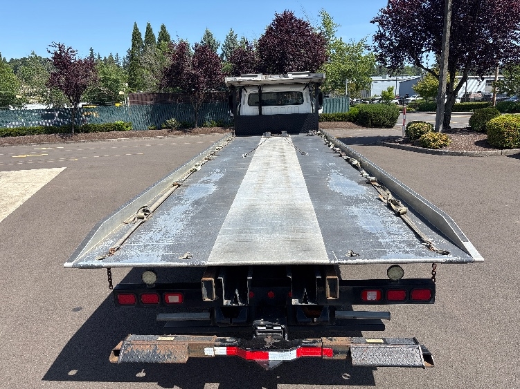 2019 Freightliner eM2 in Clackamas, OR — photo 8