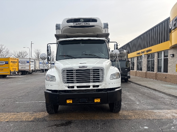 2020 Freightliner M2 106 in Sturtevant, WI — photo 2