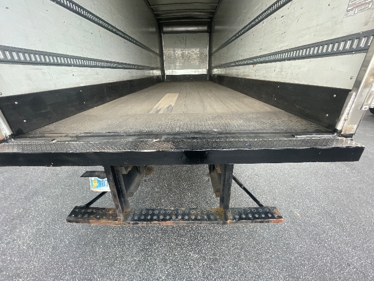2021 Freightliner eM2 in Spartanburg, SC — photo 10