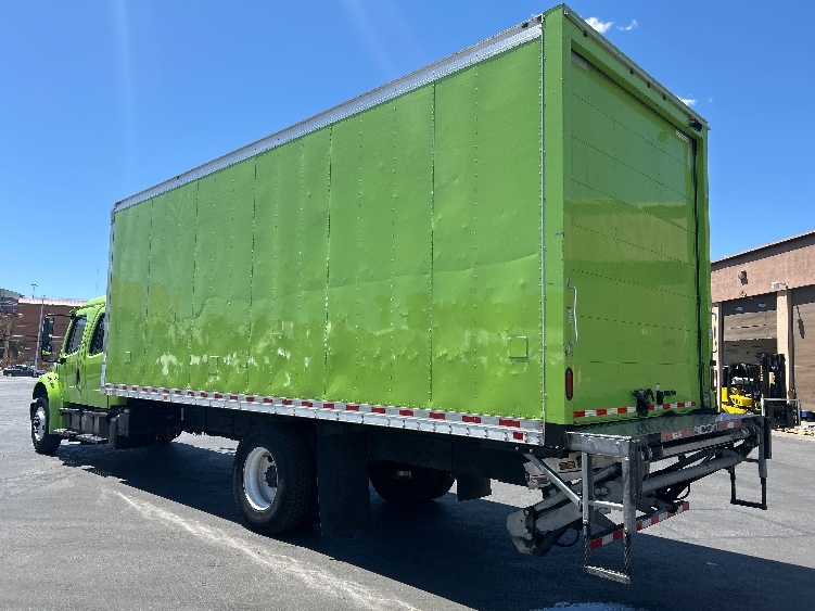 2020 Freightliner eM2 in Las Vegas, NV — photo 6
