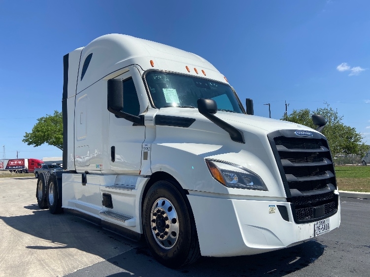 2023 Freightliner Cascadia