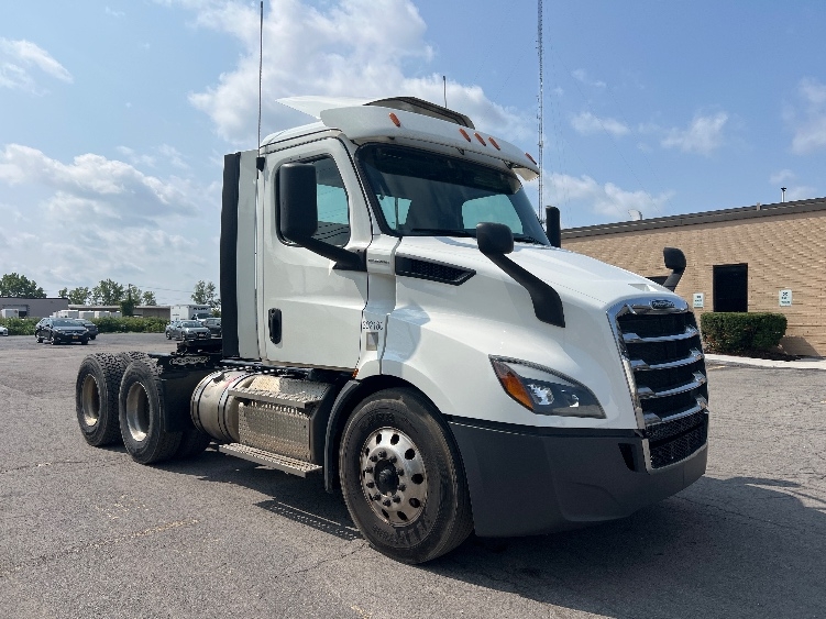 2020 Freightliner Cascadia