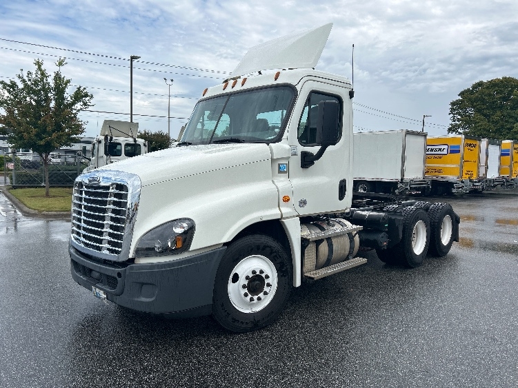 2020 Freightliner Cascadia