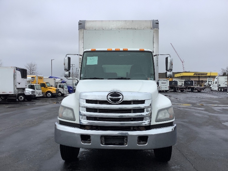 2020 Hino 268 in Lancaster, PA — photo 2