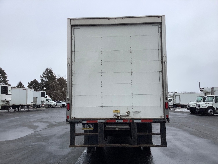 2020 Hino 268 in Lancaster, PA — photo 7