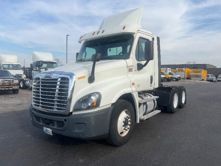 2018 Freightliner Cascadia in Piqua, OH — photo 3