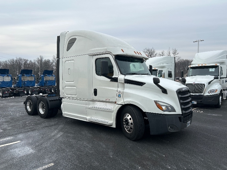 2020 Freightliner Cascadia
