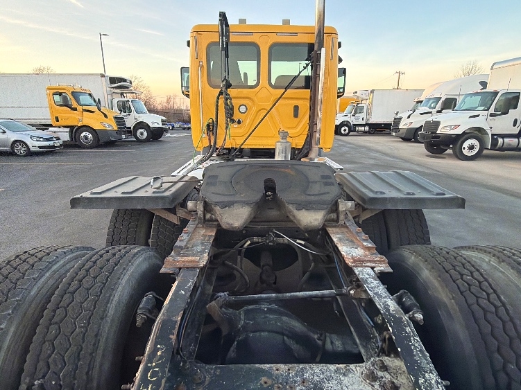 2020 Freightliner Cascadia in Piqua, OH — photo 6
