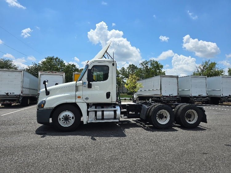 2020 Freightliner Cascadia in Atlanta (Forest Park), GA — photo 4
