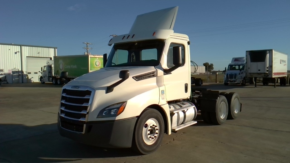 2019 Freightliner Cascadia in Forrest City, AR — photo 3