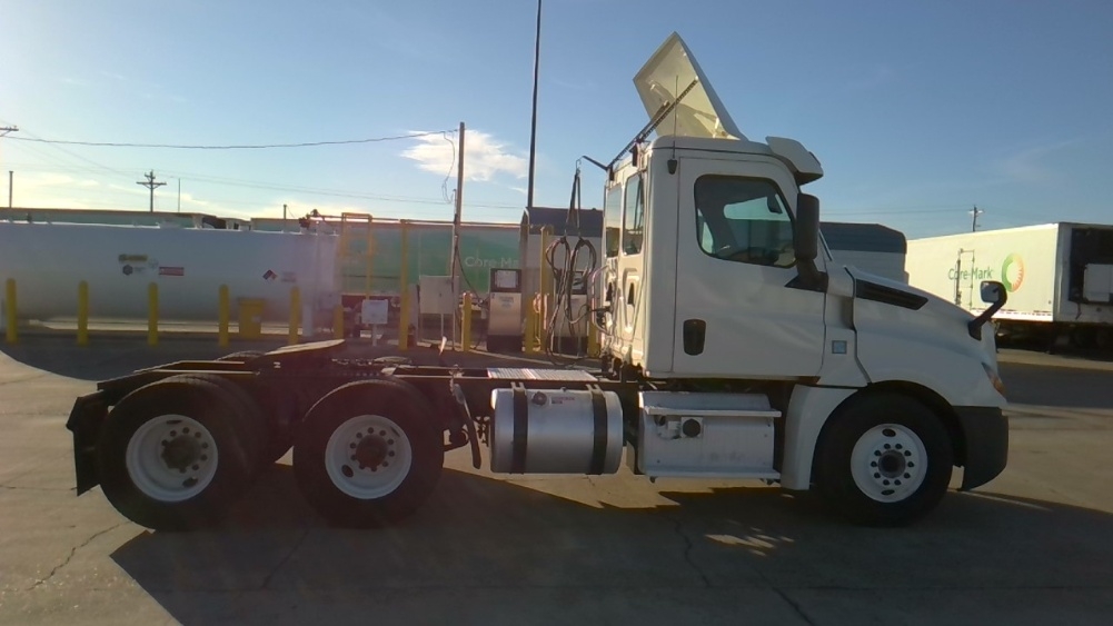 2019 Freightliner Cascadia in Forrest City, AR — photo 8