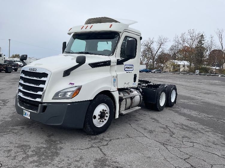 2019 Freightliner Cascadia in Elizabethtown, KY — photo 3