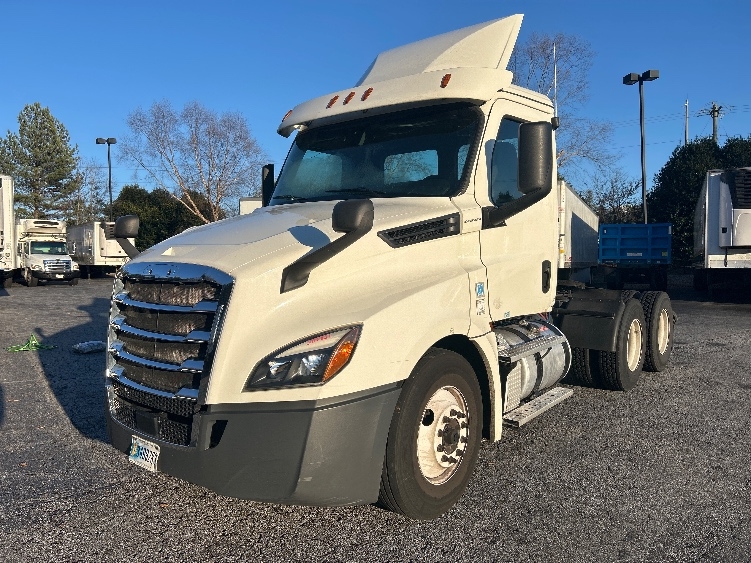 2019 Freightliner Cascadia in Atlanta (Forest Park), GA — photo 3