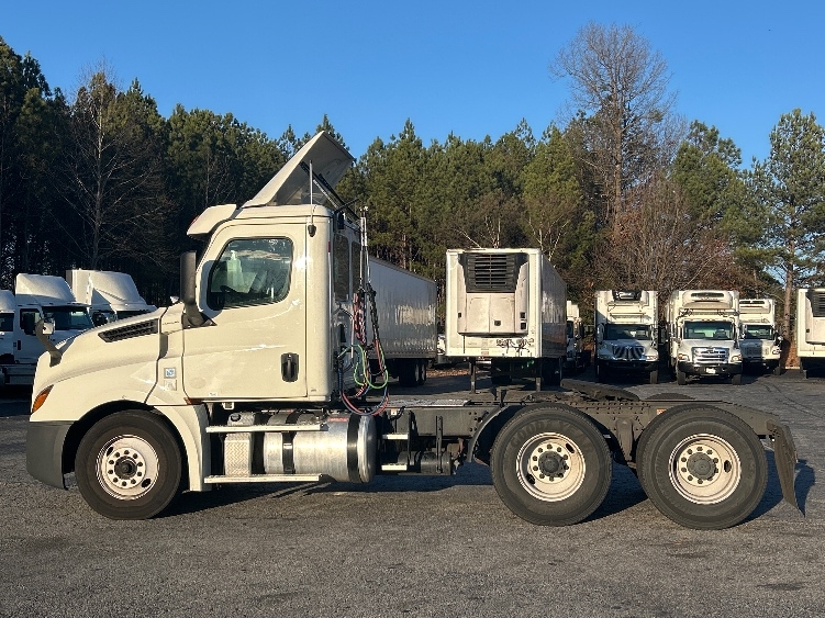 2019 Freightliner Cascadia in Atlanta (Forest Park), GA — photo 4