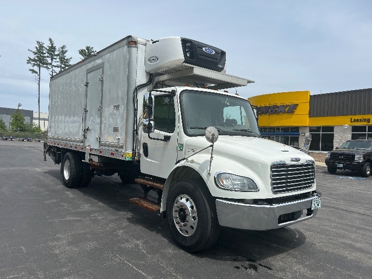 2020 Freightliner eM2