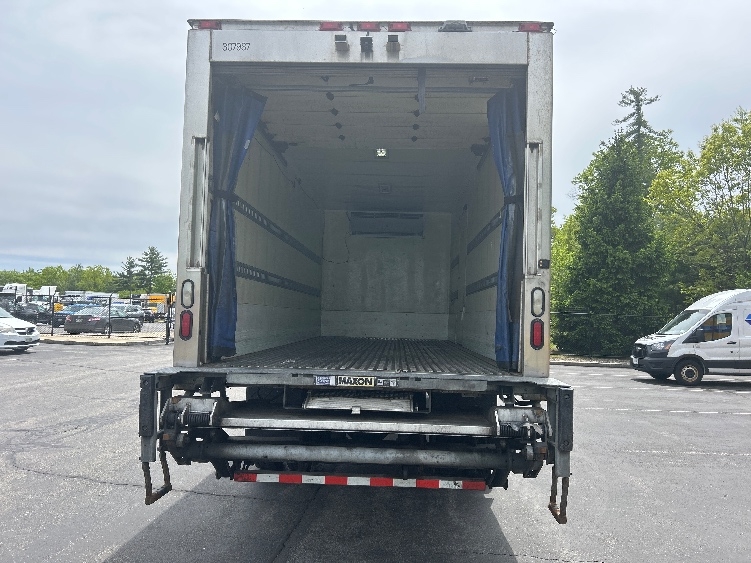 2020 Freightliner eM2 in Londonderry, NH — photo 8