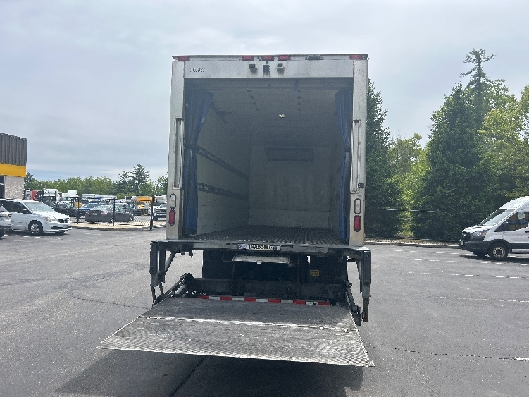 2020 Freightliner eM2 in Londonderry, NH — photo 9
