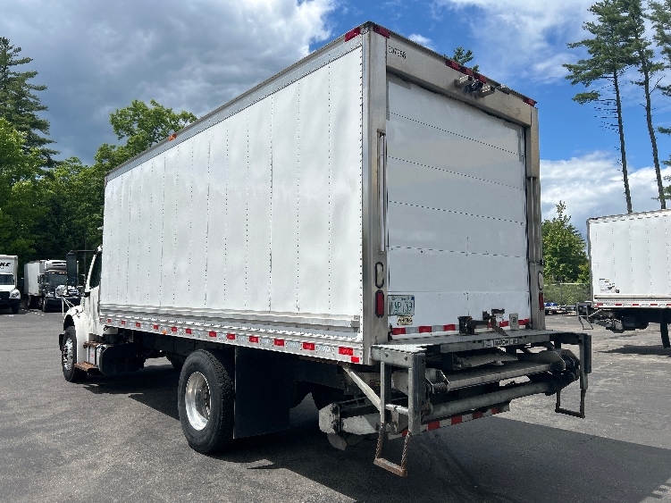 2020 Freightliner eM2 in Londonderry, NH — photo 6