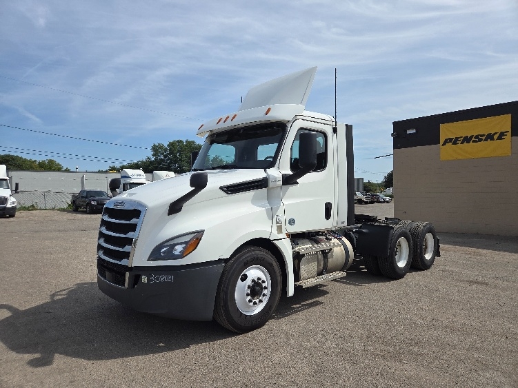 2020 Freightliner in Jackson, MI — photo 3